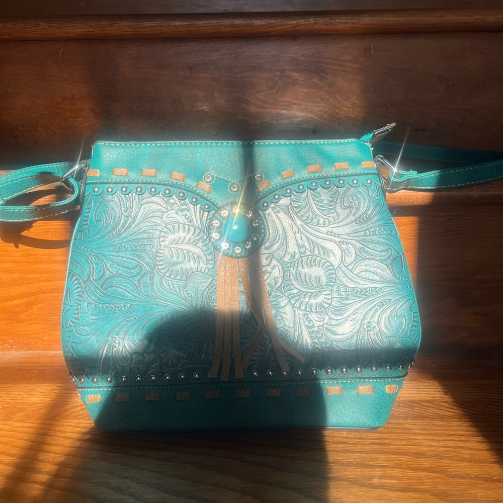 Set of 2 Montana West women’s crossbody purses